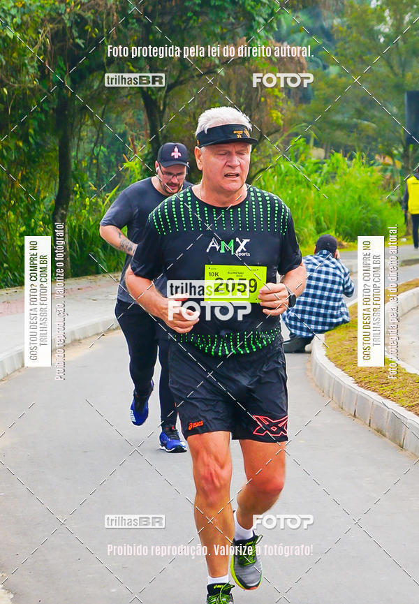 Buy your photos of the eventMeia Maratona de Blumenau on Fotop