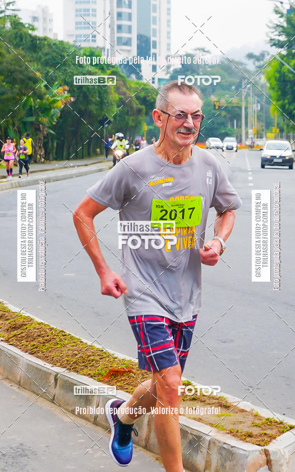 Buy your photos of the eventMeia Maratona de Blumenau on Fotop