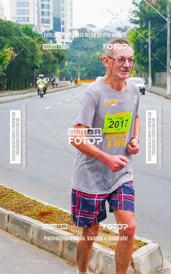 Buy your photos of the eventMeia Maratona de Blumenau on Fotop