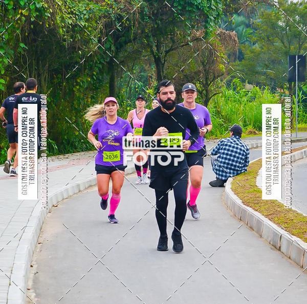 Buy your photos of the eventMeia Maratona de Blumenau on Fotop
