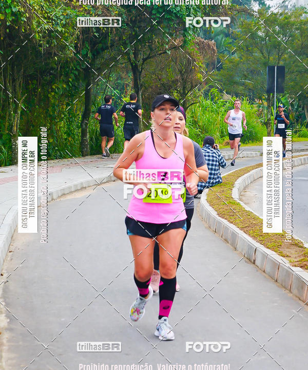 Buy your photos of the eventMeia Maratona de Blumenau on Fotop