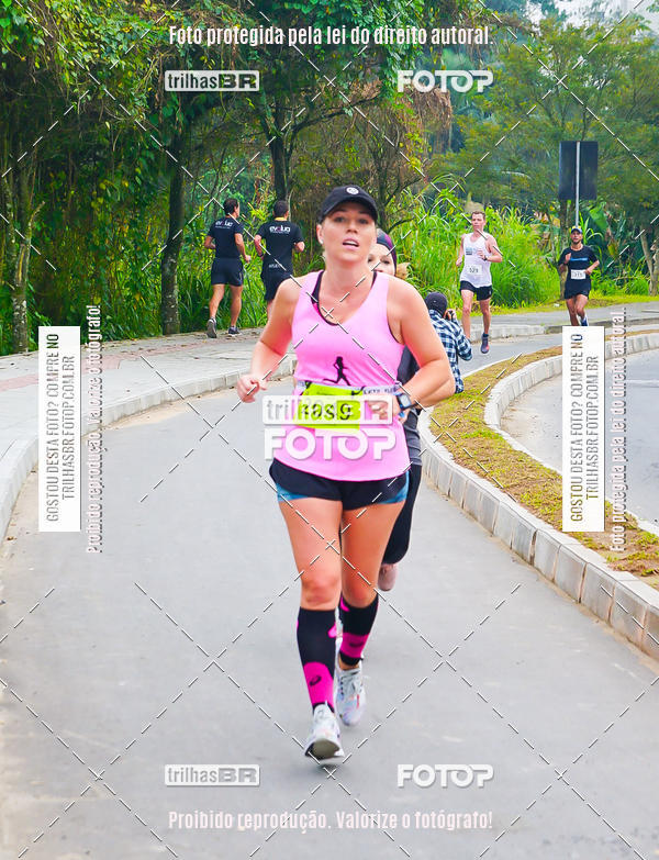 Buy your photos of the eventMeia Maratona de Blumenau on Fotop