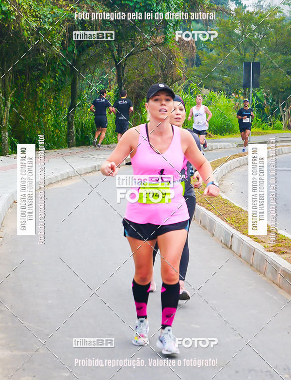 Buy your photos of the eventMeia Maratona de Blumenau on Fotop