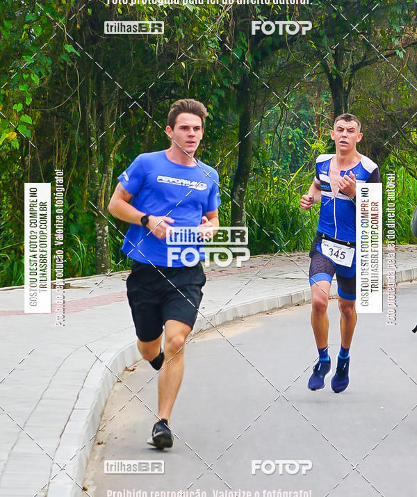 Buy your photos of the eventMeia Maratona de Blumenau on Fotop