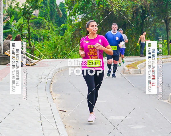 Buy your photos of the eventMeia Maratona de Blumenau on Fotop