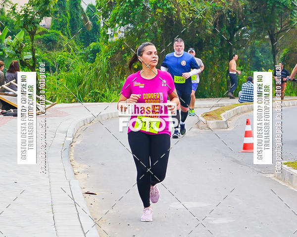 Buy your photos of the eventMeia Maratona de Blumenau on Fotop