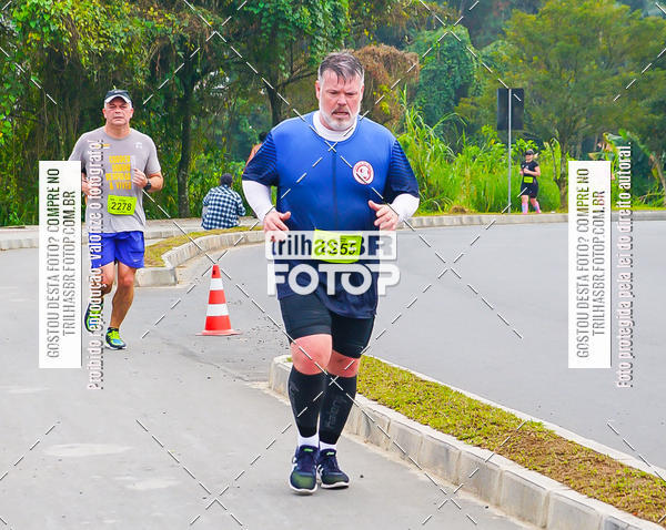 Buy your photos of the eventMeia Maratona de Blumenau on Fotop