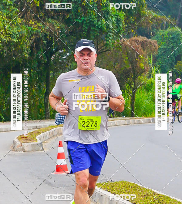 Buy your photos of the eventMeia Maratona de Blumenau on Fotop