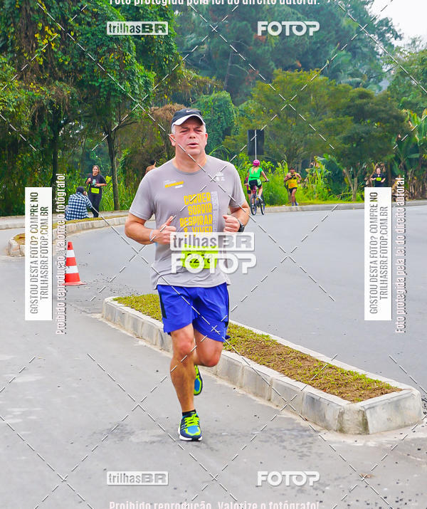Buy your photos of the eventMeia Maratona de Blumenau on Fotop