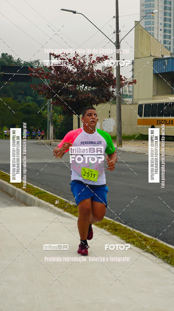 Buy your photos of the eventMeia Maratona de Blumenau on Fotop