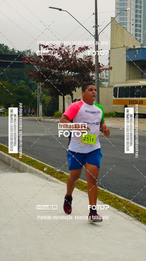 Buy your photos of the eventMeia Maratona de Blumenau on Fotop