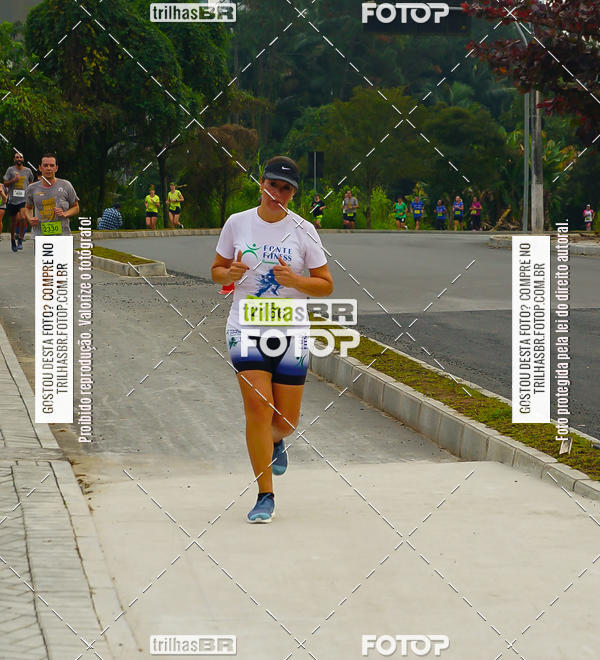 Buy your photos of the eventMeia Maratona de Blumenau on Fotop