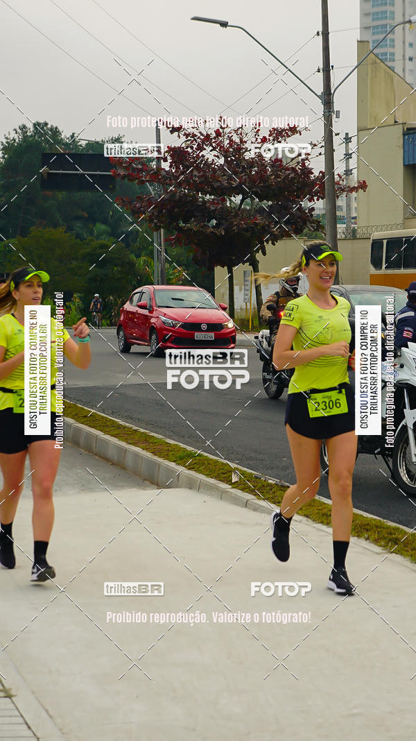 Buy your photos of the eventMeia Maratona de Blumenau on Fotop