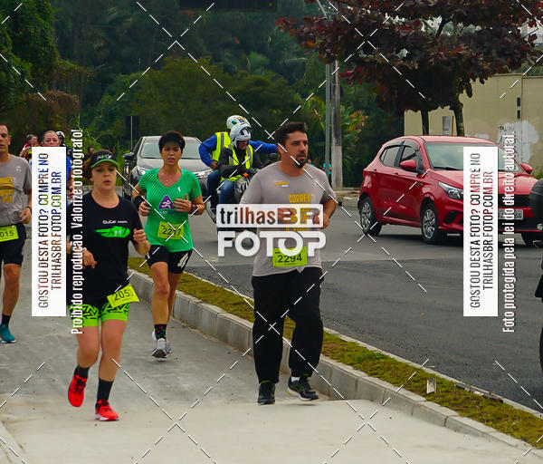 Buy your photos of the eventMeia Maratona de Blumenau on Fotop