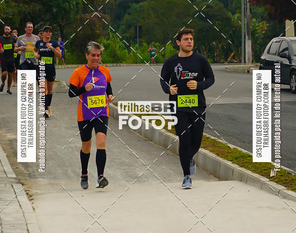 Buy your photos of the eventMeia Maratona de Blumenau on Fotop