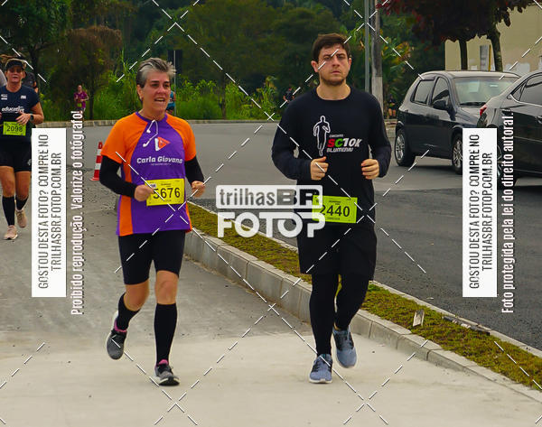 Buy your photos of the eventMeia Maratona de Blumenau on Fotop