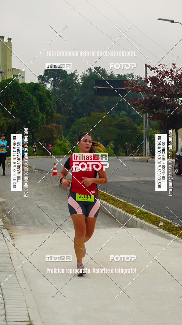 Buy your photos of the eventMeia Maratona de Blumenau on Fotop