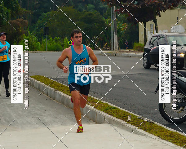 Buy your photos of the eventMeia Maratona de Blumenau on Fotop