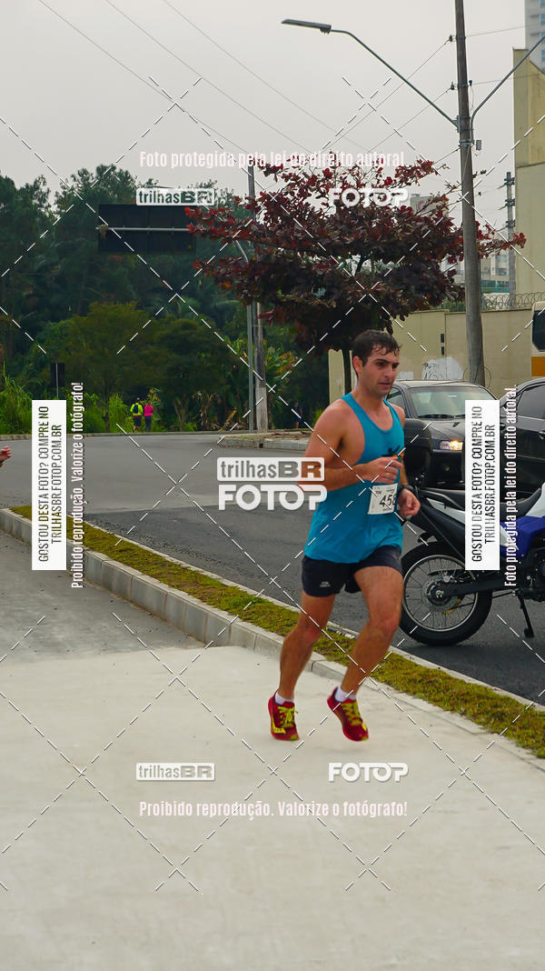 Buy your photos of the eventMeia Maratona de Blumenau on Fotop