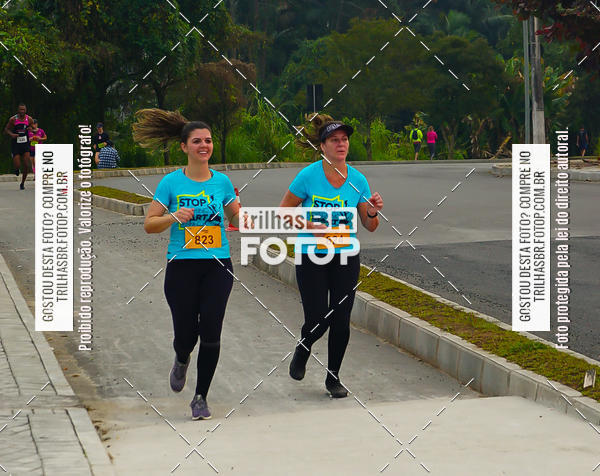 Buy your photos of the eventMeia Maratona de Blumenau on Fotop