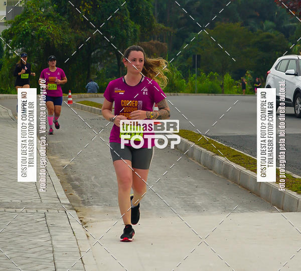 Buy your photos of the eventMeia Maratona de Blumenau on Fotop