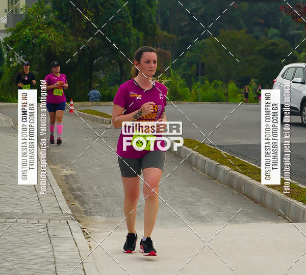 Buy your photos of the eventMeia Maratona de Blumenau on Fotop