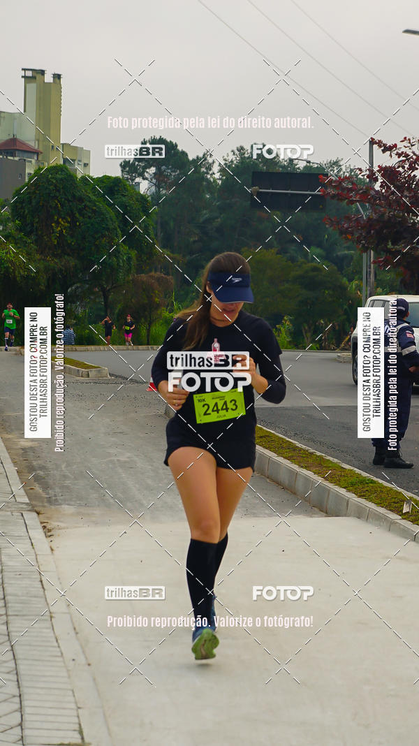 Buy your photos of the eventMeia Maratona de Blumenau on Fotop
