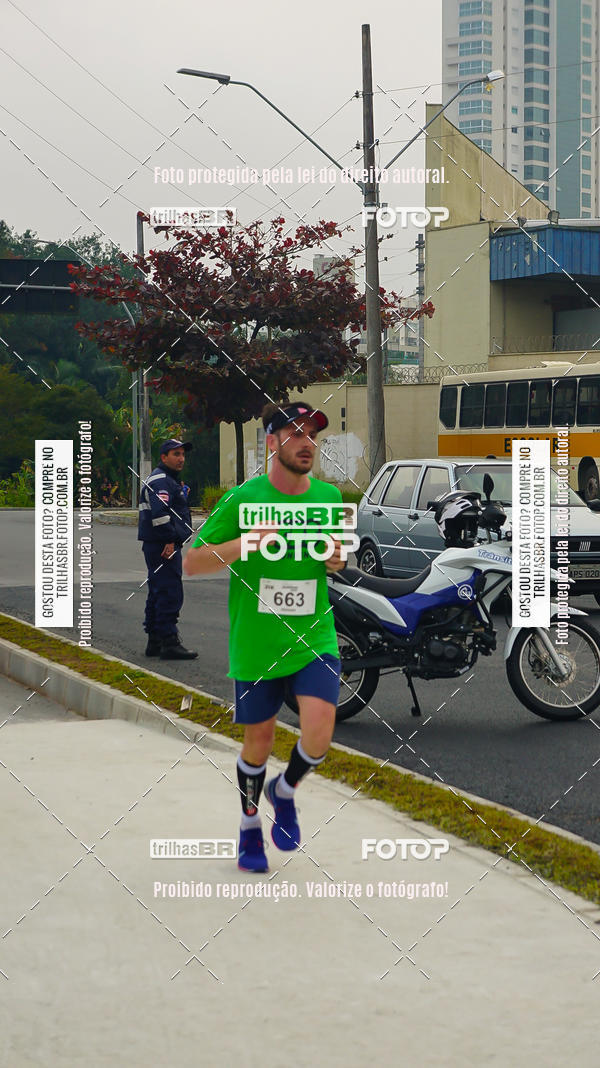 Buy your photos of the eventMeia Maratona de Blumenau on Fotop