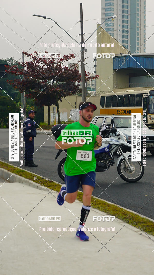 Buy your photos of the eventMeia Maratona de Blumenau on Fotop