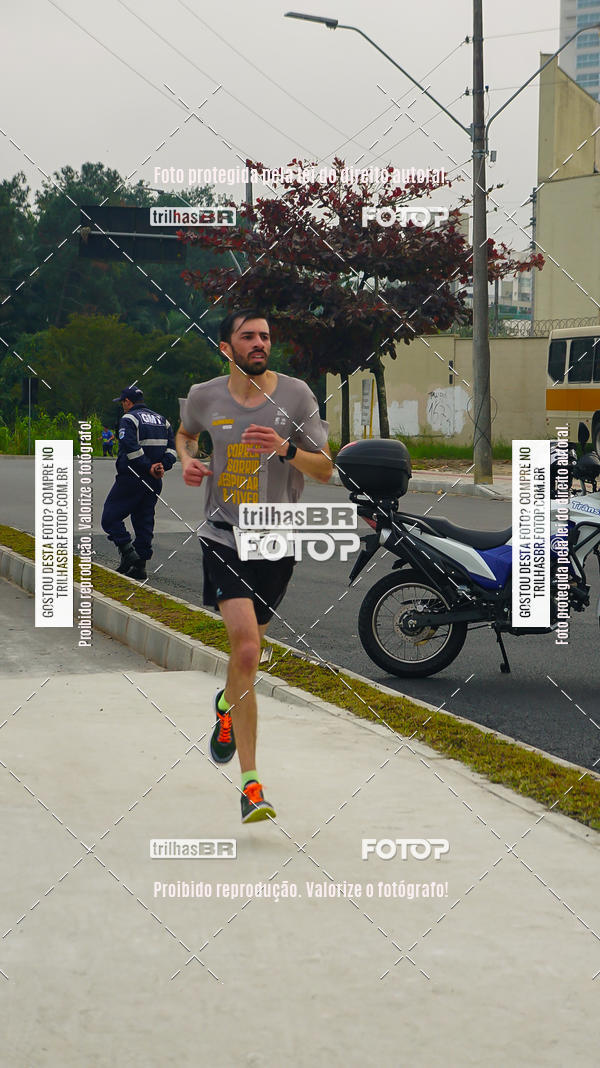 Buy your photos of the eventMeia Maratona de Blumenau on Fotop