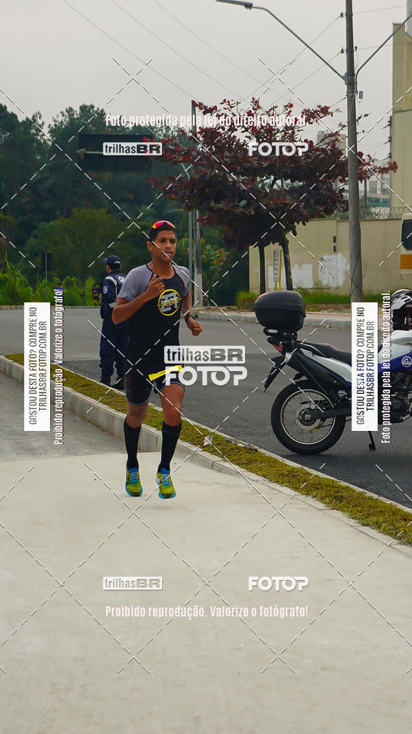 Buy your photos of the eventMeia Maratona de Blumenau on Fotop