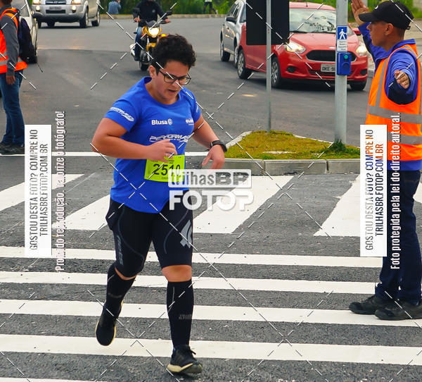 Buy your photos of the eventMeia Maratona de Blumenau on Fotop