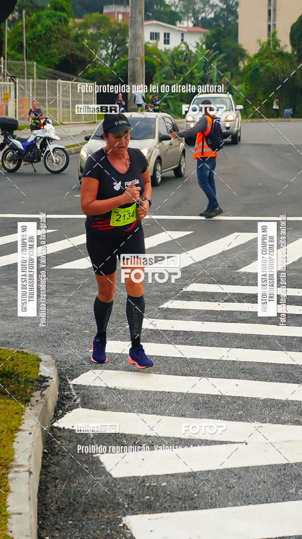 Buy your photos of the eventMeia Maratona de Blumenau on Fotop