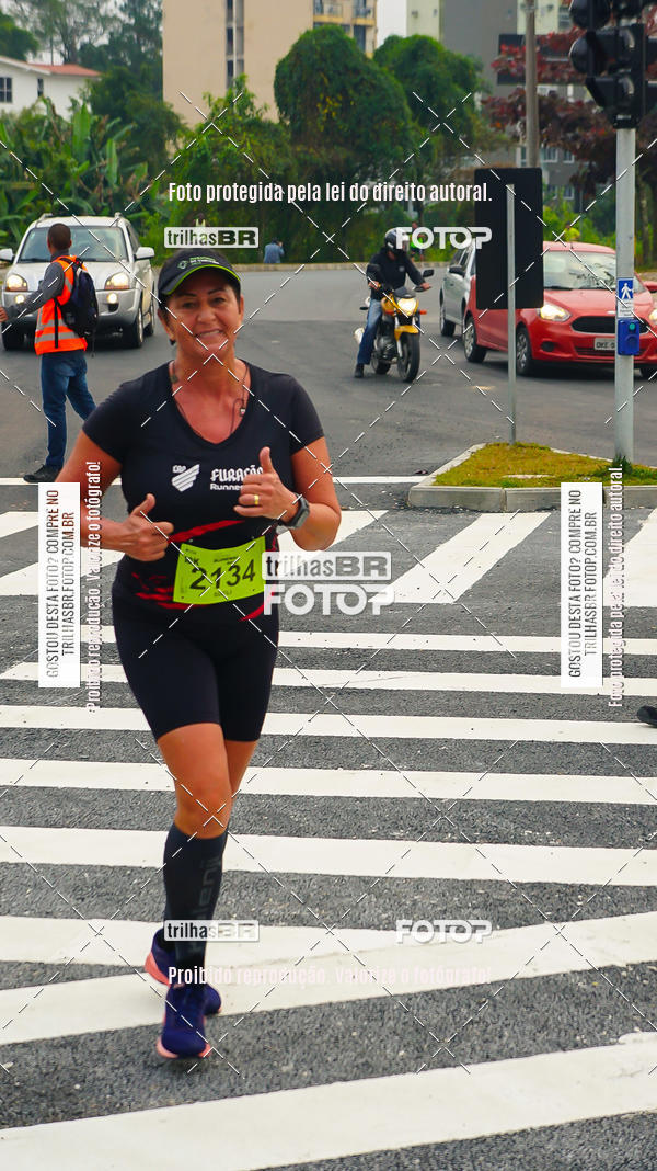 Buy your photos of the eventMeia Maratona de Blumenau on Fotop