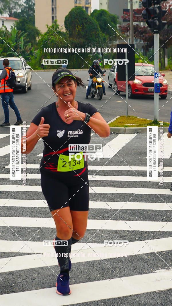 Buy your photos of the eventMeia Maratona de Blumenau on Fotop