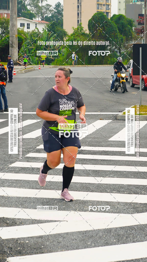 Buy your photos of the eventMeia Maratona de Blumenau on Fotop