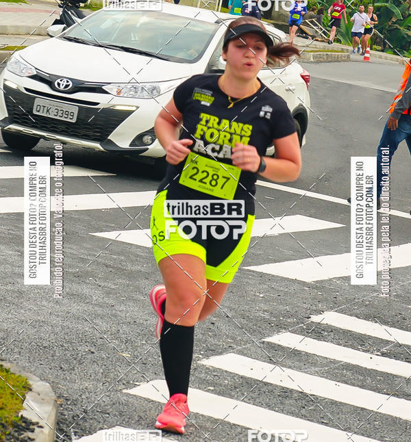 Buy your photos of the eventMeia Maratona de Blumenau on Fotop