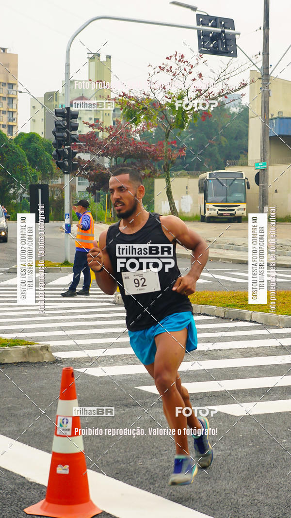 Buy your photos of the eventMeia Maratona de Blumenau on Fotop