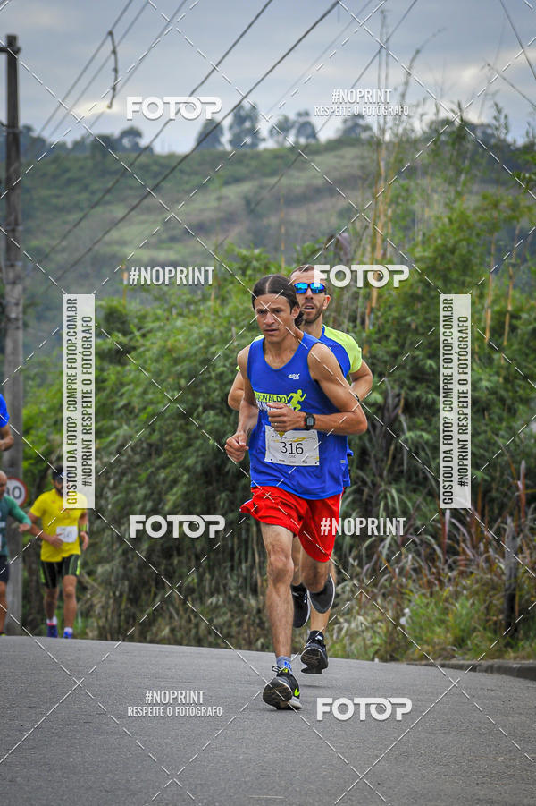 Buy your photos of the eventCIRCUITO BENEFICENTE DE CORRIDA - 2 Etapa - Em Prol da Casa de Acolhimento para Menores Redentor on Fotop