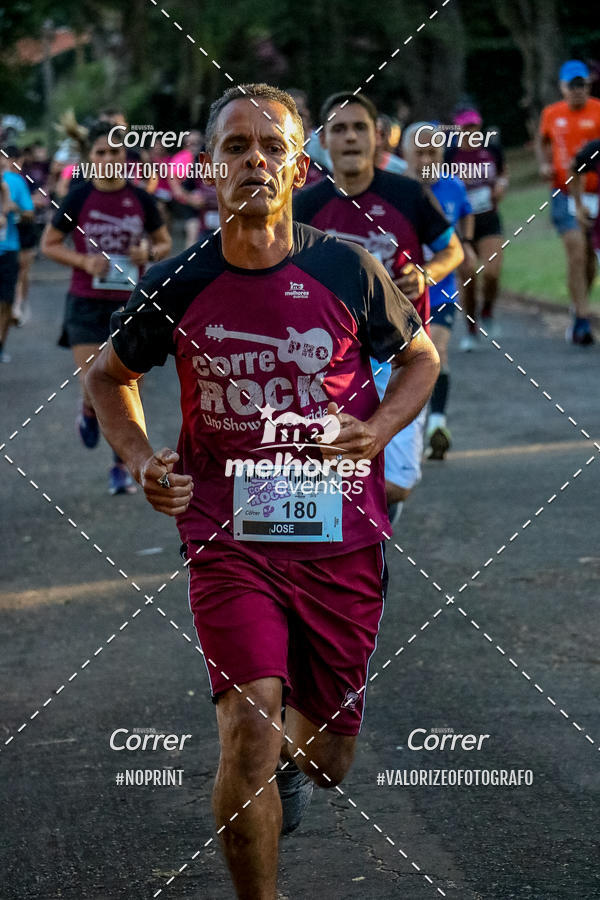 Buy your photos of the eventCorre pro Rock 2019 on Fotop