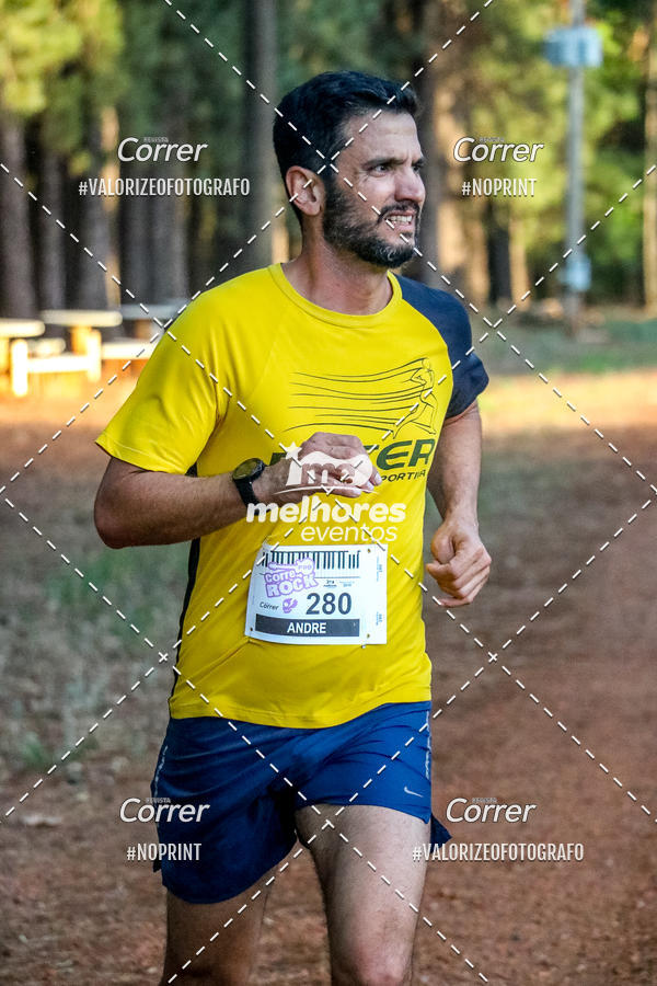 Buy your photos of the eventCorre pro Rock 2019 on Fotop