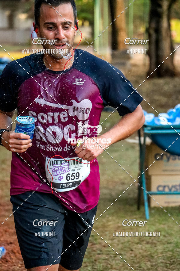 Buy your photos of the eventCorre pro Rock 2019 on Fotop