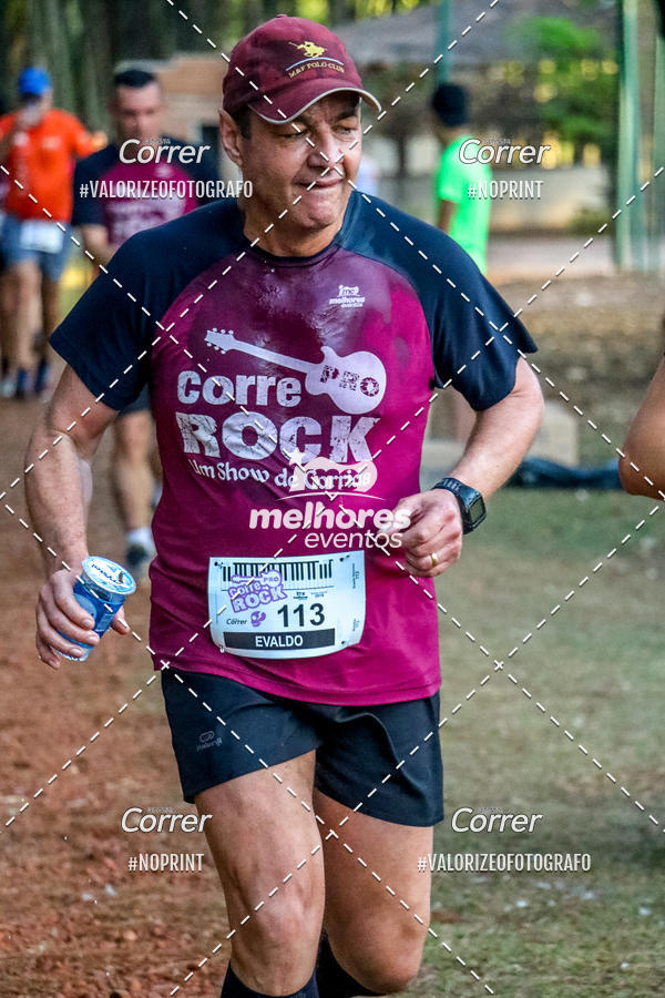 Buy your photos of the eventCorre pro Rock 2019 on Fotop