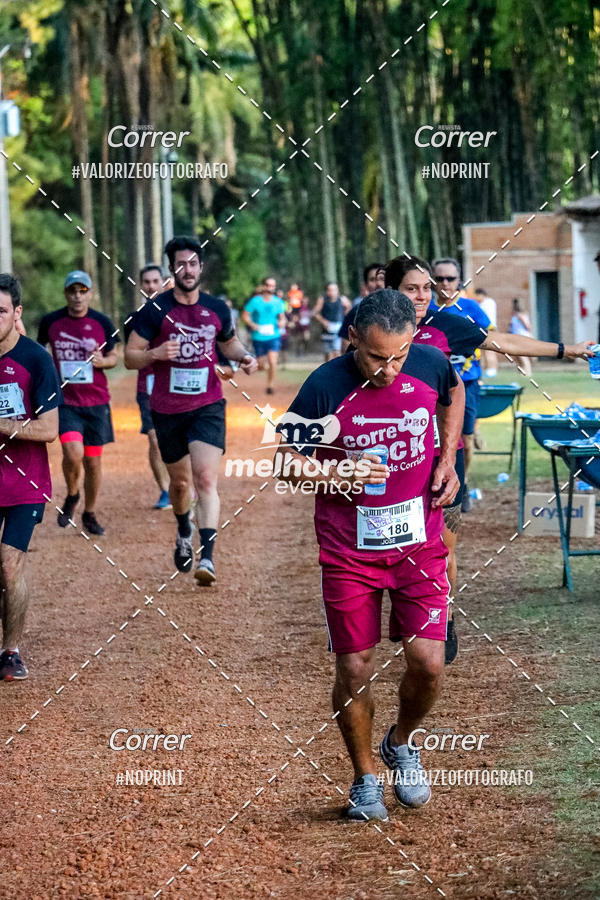 Buy your photos of the eventCorre pro Rock 2019 on Fotop