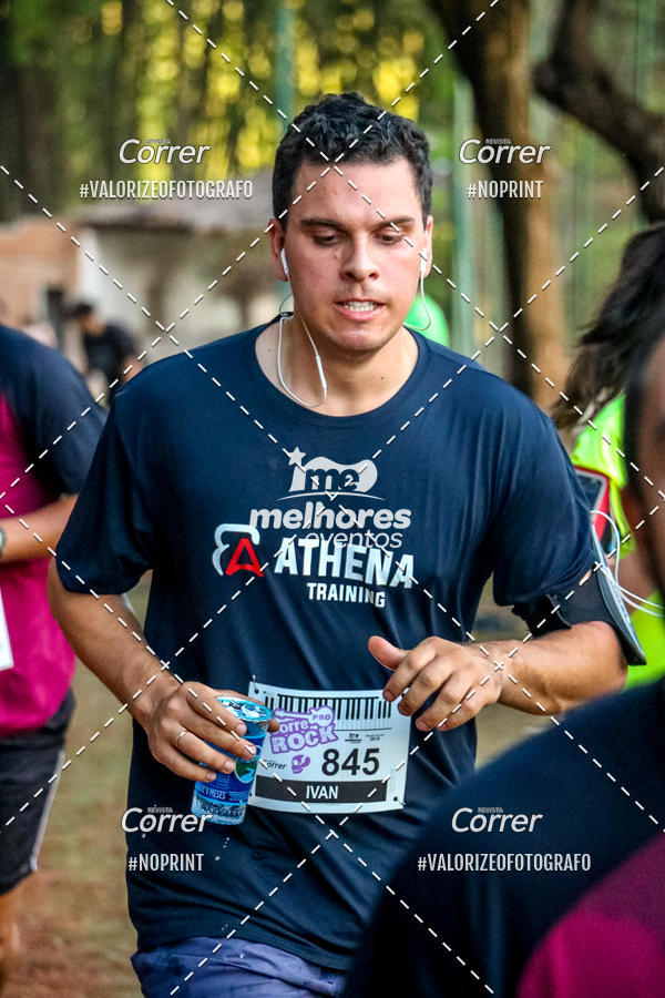 Buy your photos of the eventCorre pro Rock 2019 on Fotop