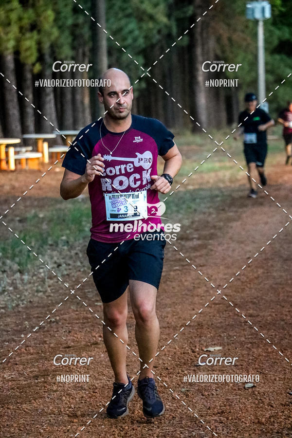 Buy your photos of the eventCorre pro Rock 2019 on Fotop