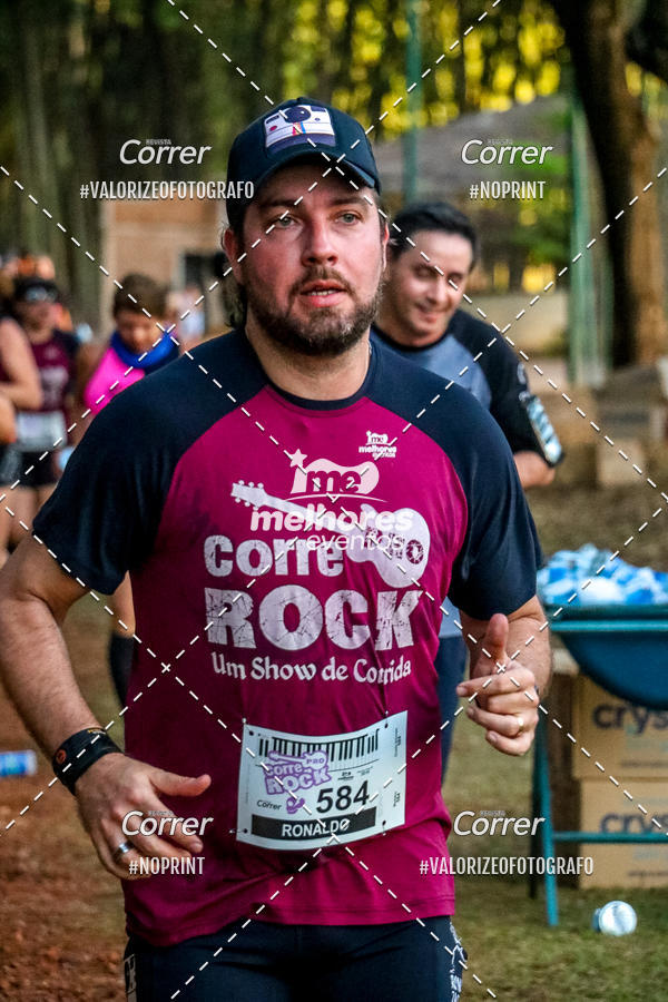 Buy your photos of the eventCorre pro Rock 2019 on Fotop