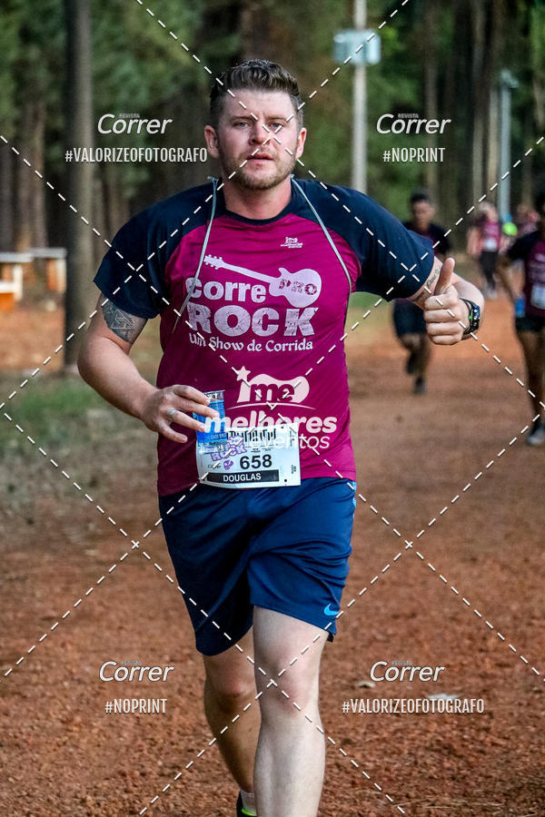 Buy your photos of the eventCorre pro Rock 2019 on Fotop