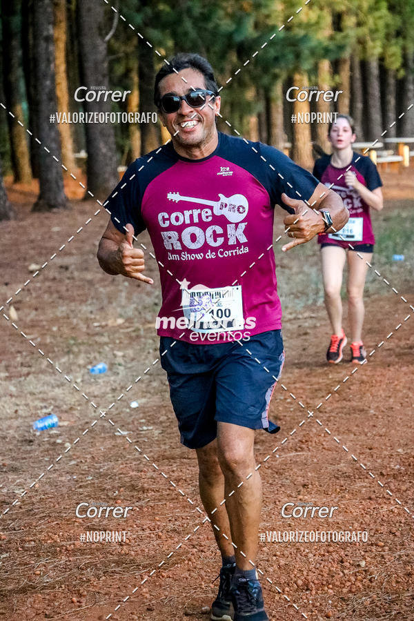 Buy your photos of the eventCorre pro Rock 2019 on Fotop