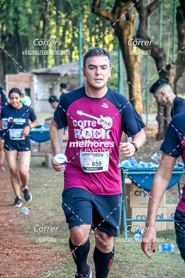 Buy your photos of the eventCorre pro Rock 2019 on Fotop